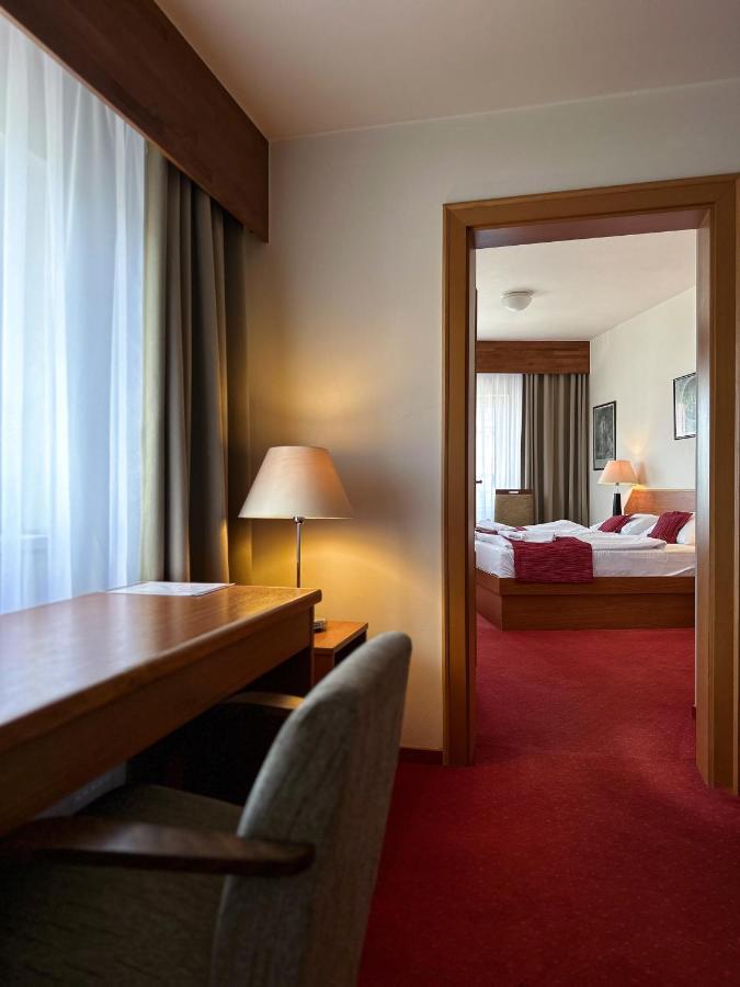 Hotel Theresia Kolín Kültér fotó