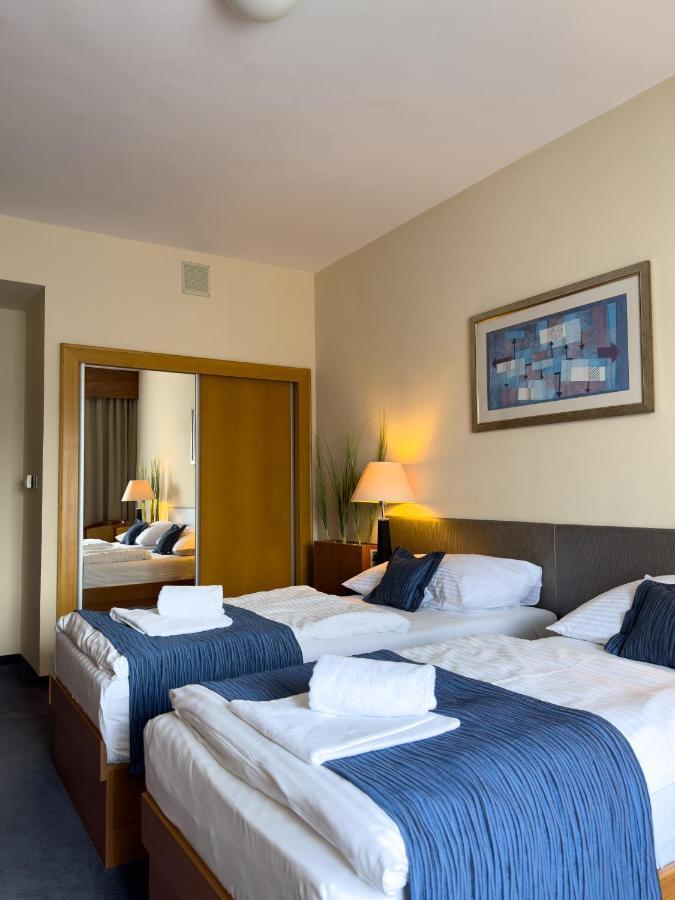 Hotel Theresia Kolín Kültér fotó