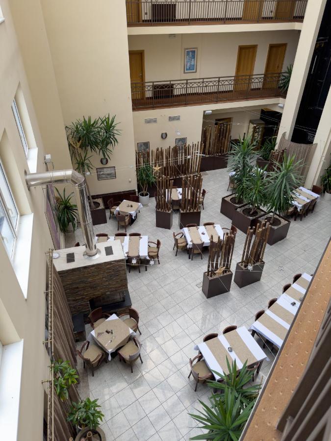 Hotel Theresia Kolín Kültér fotó