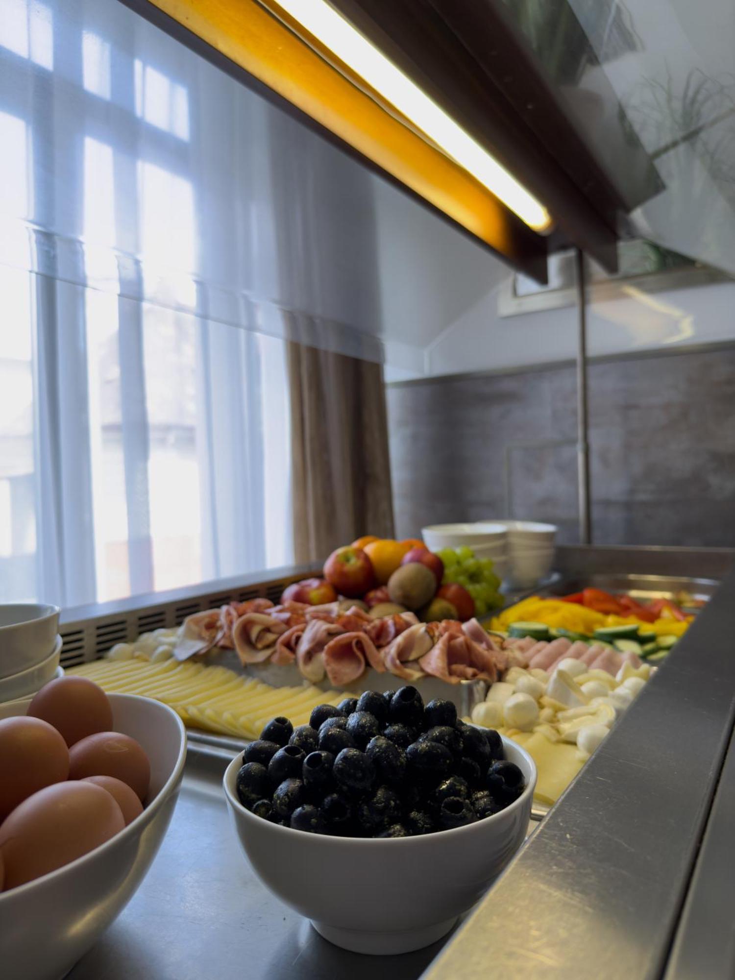 Hotel Theresia Kolín Kültér fotó