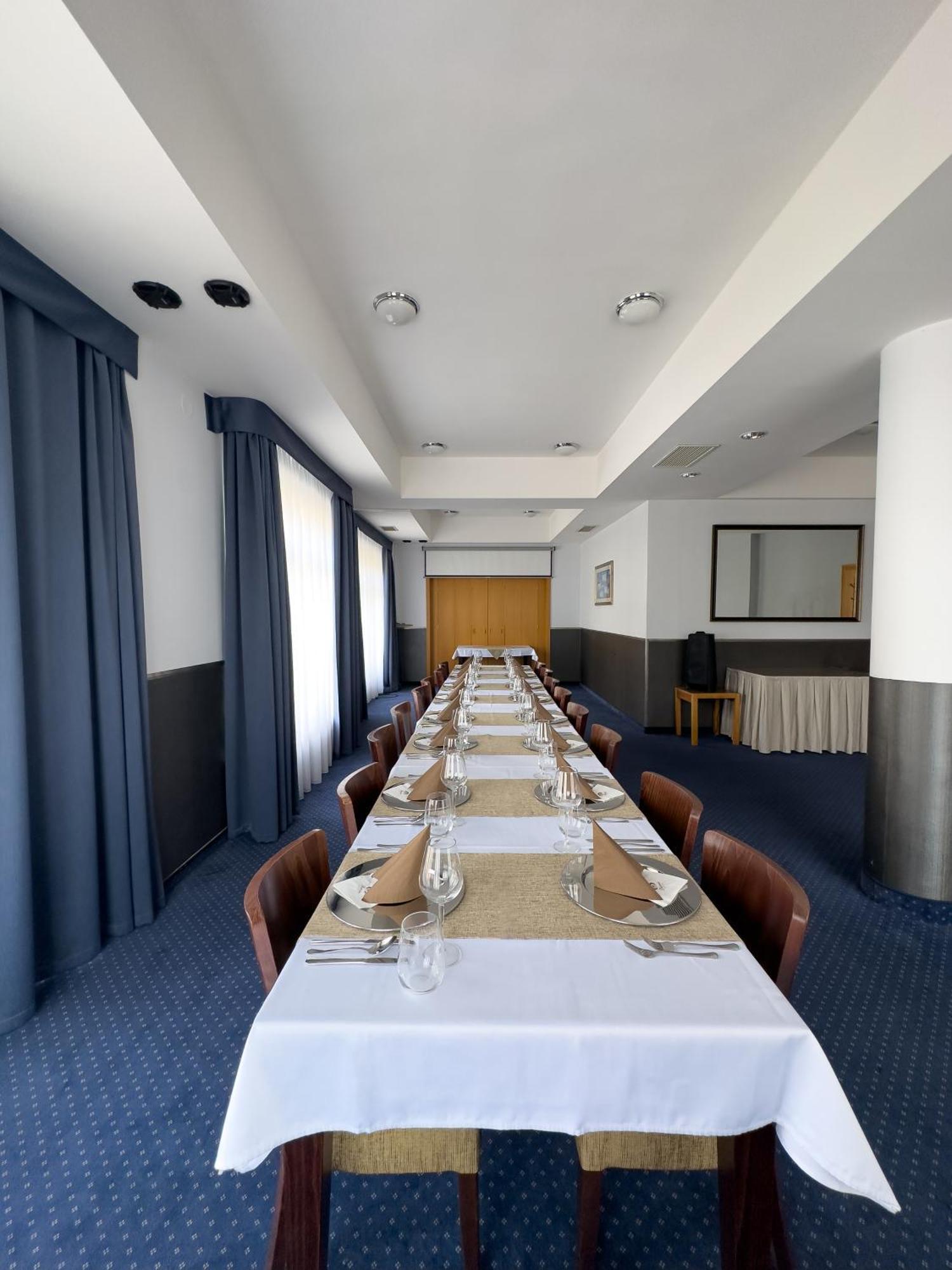Hotel Theresia Kolín Kültér fotó