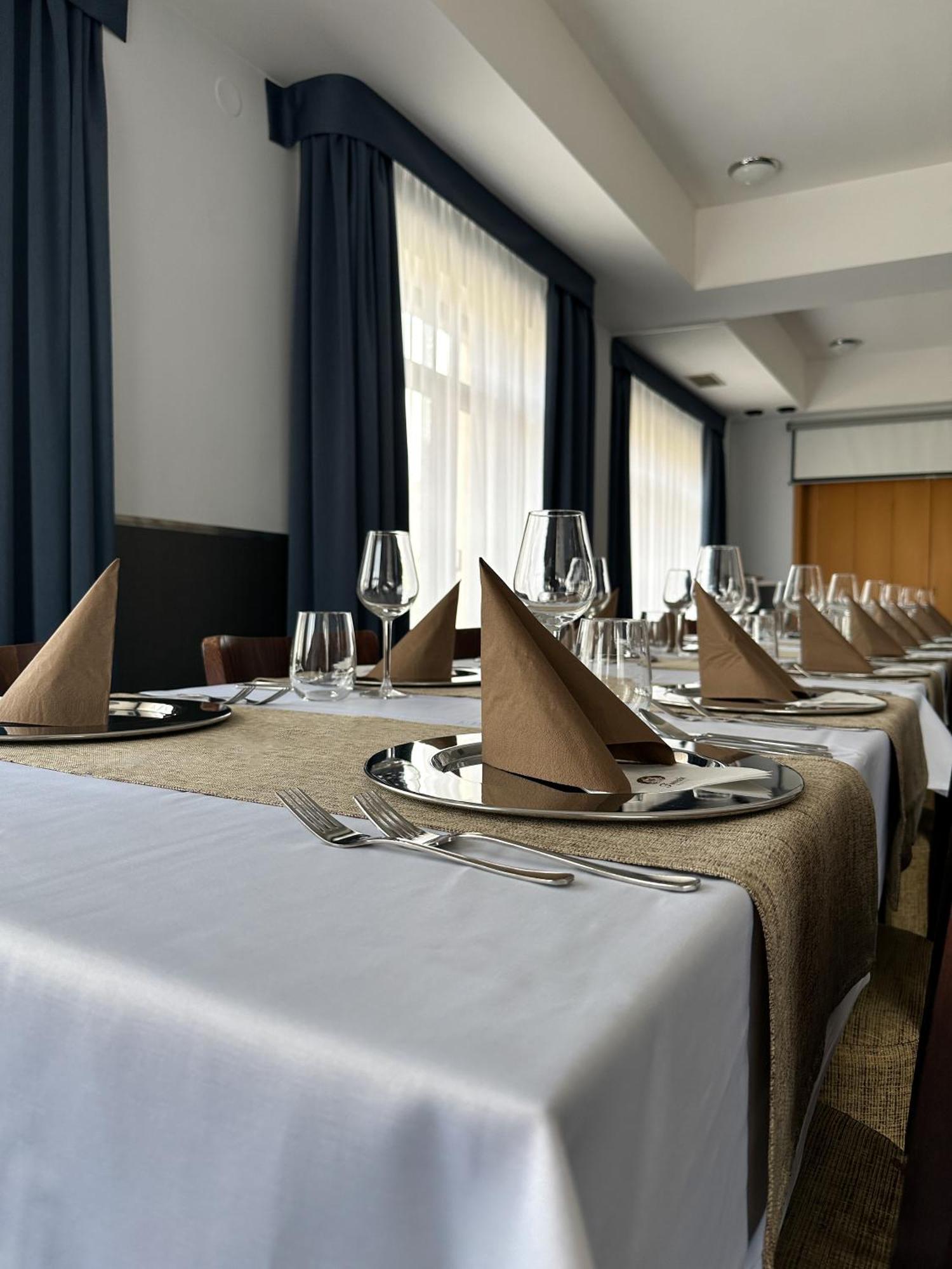 Hotel Theresia Kolín Kültér fotó