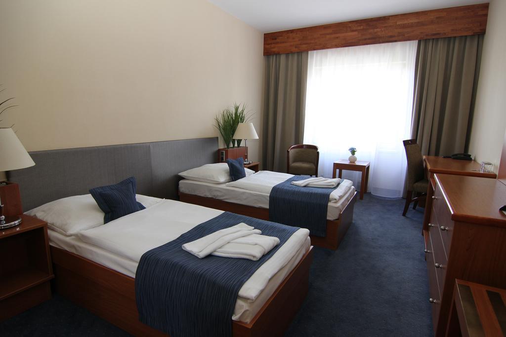 Hotel Theresia Kolín Kültér fotó
