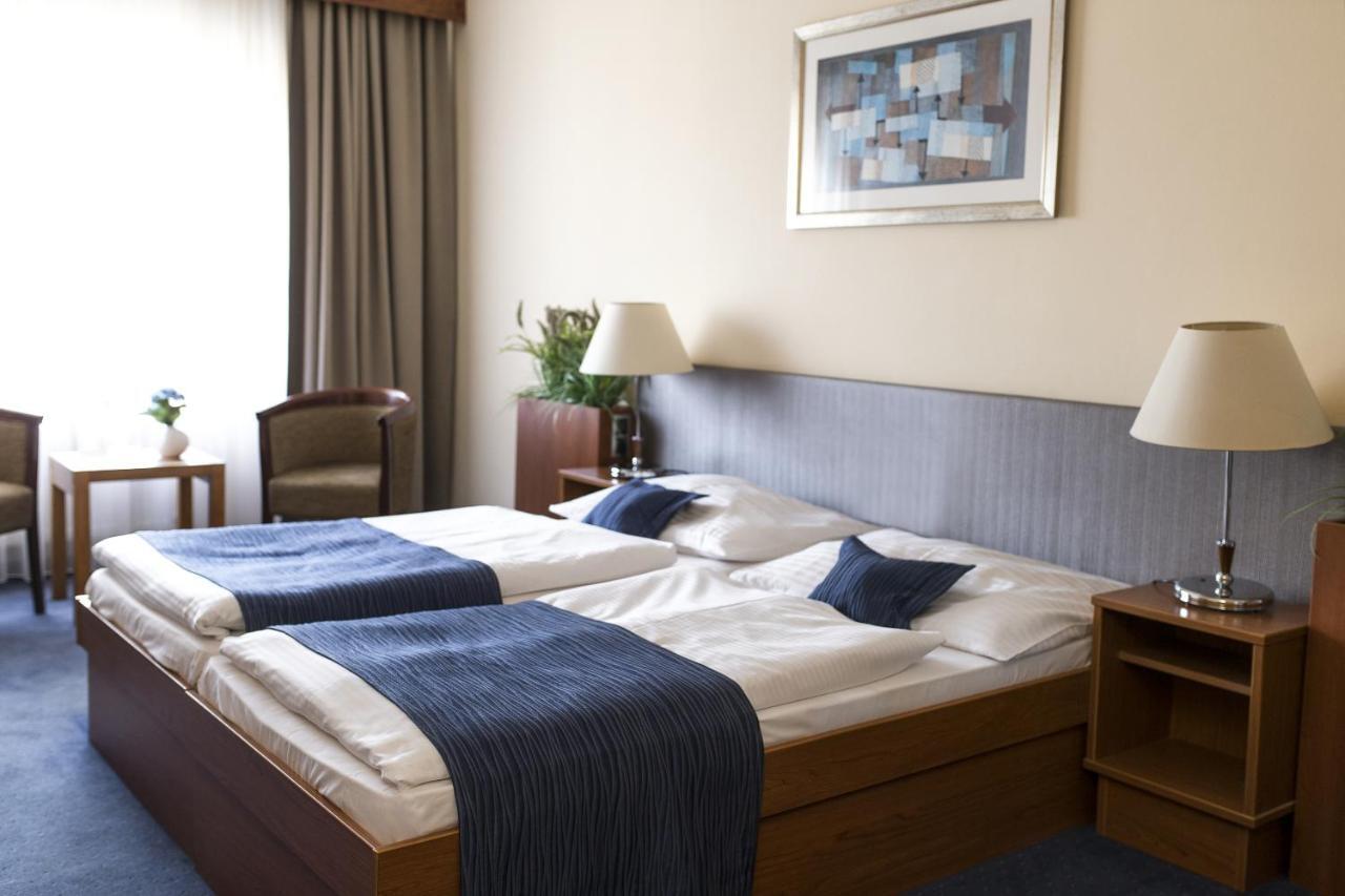 Hotel Theresia Kolín Kültér fotó